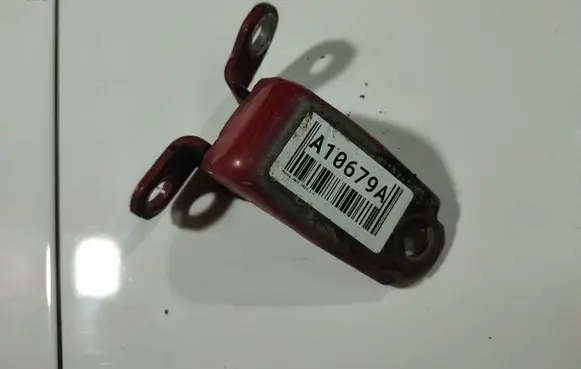 Honda Jazz Front door upper hinge 