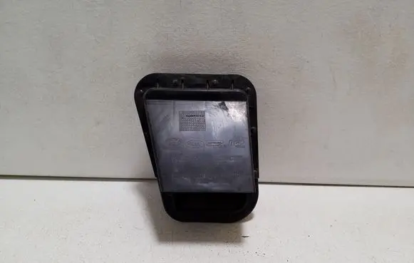 KIA Soul Quarter panel pressure vent 975102K100
