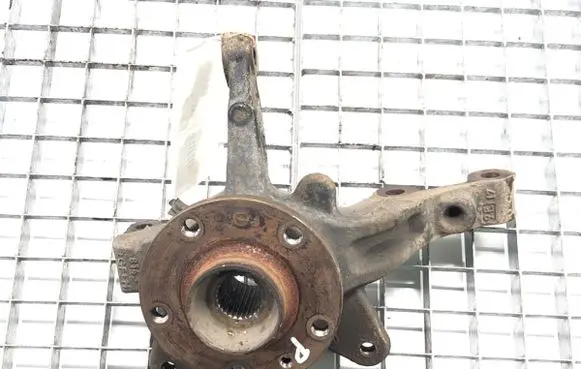 Mercedes-Benz Citan W415 Front wheel hub spindle knuckle