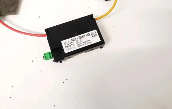 Ford Focus Antenna control unit av6n15k607ad av6n-15k607-ad