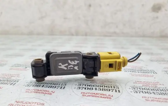 Audi A4 S4 B6 8E 8H Airbag deployment crash/impact sensor 8E0959643A