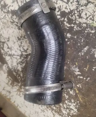 Peugeot 508 Intercooler hose/pipe 9684307380