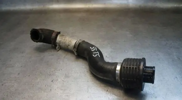 SsangYong Rodius Intercooler hose/pipe
