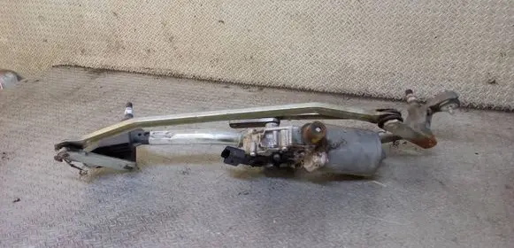 Renault Laguna III Front wiper linkage and motor W00011130 3230B