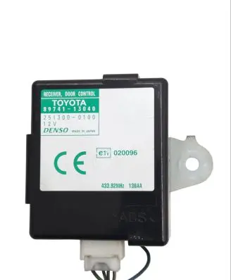 Toyota Corolla Verso E121 Door central lock control unit/module 8974113040 2513000100