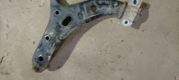 Subaru Legacy Front lower control arm/wishbone