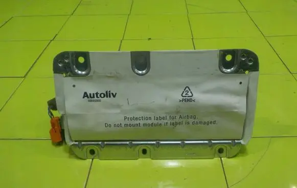 Volvo V70 Passenger airbag 30721035