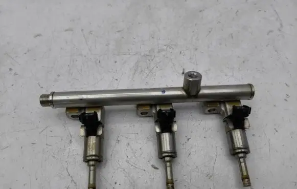 Fuel injectors set