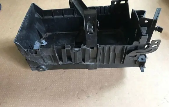 Opel Astra J Battery box tray 13308434 13278084