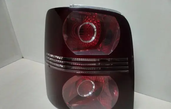 Volkswagen Touran I Rear/tail lights 1T0945111K 1T0945095N 1T0945111