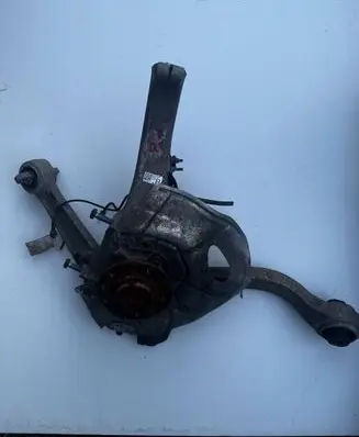 Alfa Romeo Giulia Front wheel hub spindle knuckle 00505397380