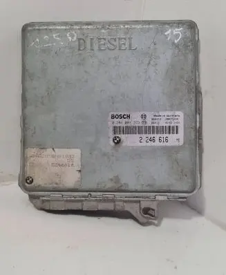 BMW 7 E38 Engine control unit/module 2246616 28RTD800 0281001373