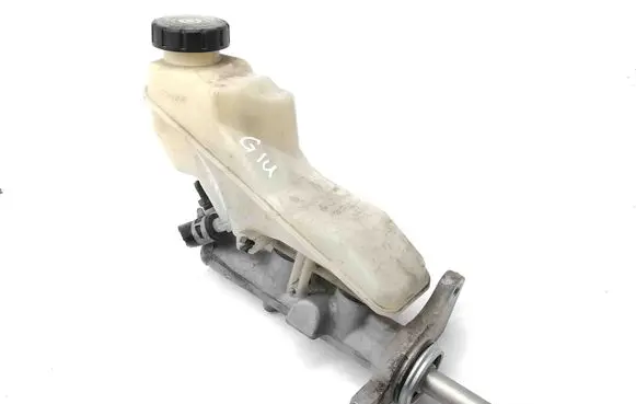 Toyota Corolla E120 E130 Master brake cylinder