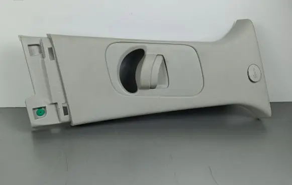 KIA Sorento (B) pillar trim (top) 85843C6000