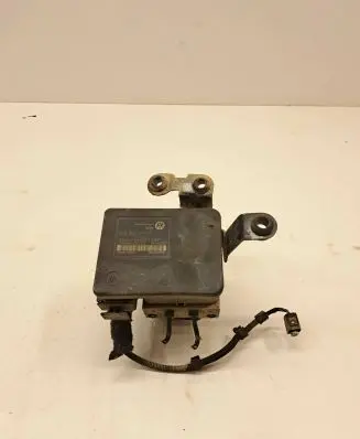 Volkswagen Golf IV ABS Pump 1C0907379E 00006065D5 10096003133