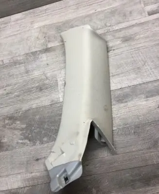 Volkswagen PASSAT B8 (C) pillar trim 3G9867242 106570XXXX