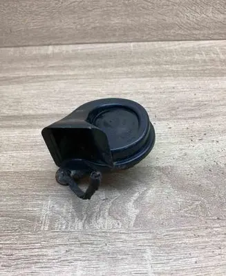 BMW 5 F10 F11 Horn signal 703881157 024148