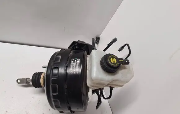BMW 3 E90 E91 Brake booster 6788038
