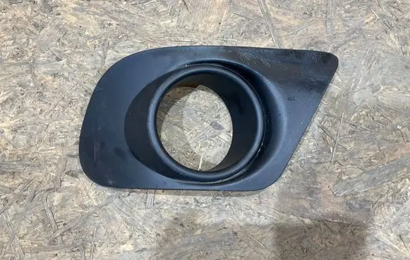 Fiat Freemont Front fog light trim/grill 68088686AA R0755