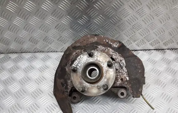 Toyota Previa (XR30, XR40) II Front wheel hub spindle knuckle