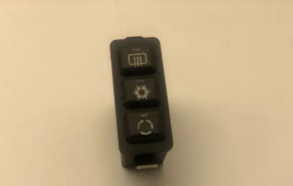 BMW 3 E36 Windscreen/window heater switch 03051110 6131 8371020