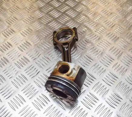 Piston