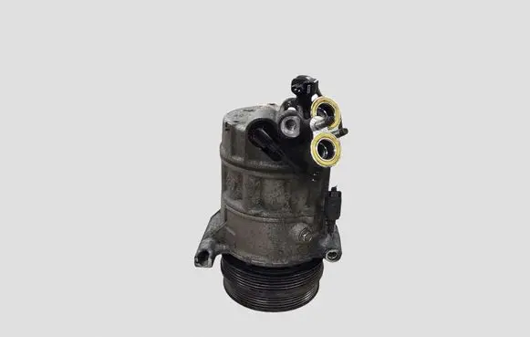 Volvo V40 Air conditioning (A/C) compressor (pump) 060217043B4 P31292175