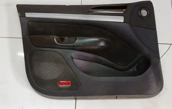 Skoda Octavia Mk2 (1Z) Front door card panel trim 1Z1867011
