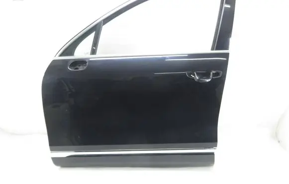 Volkswagen Touareg I Front door 