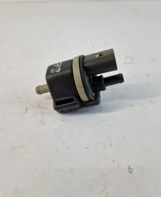 Audi A4 S4 B6 8E 8H Turbo solenoid valve 06b133459