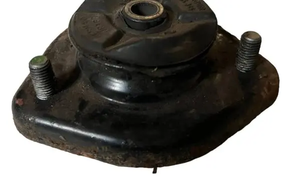 Land Rover Range Rover L322 Coil spring mount 6754345