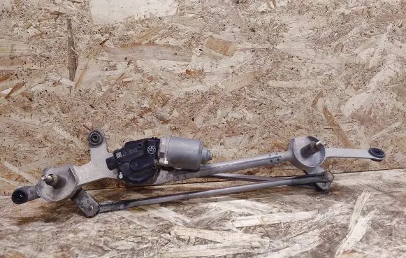 Cadillac XTS Front wiper linkage and motor 20910180