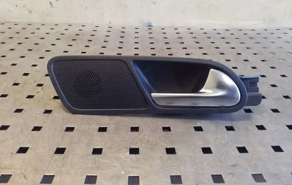Rear door interior handle