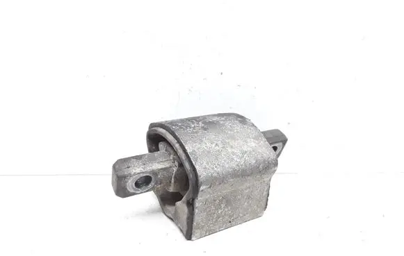 Mercedes-Benz E W211 Gearbox mount A21224018