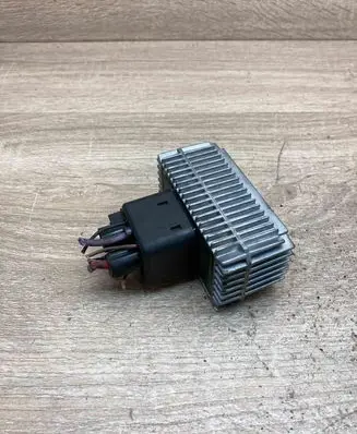 Opel Zafira A Glow plug pre-heat relay 09132691 51299008