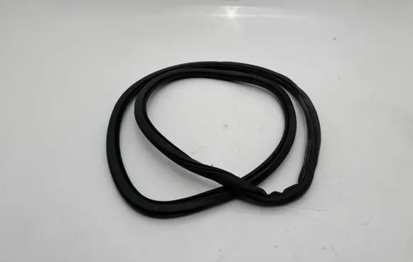 Audi A3 8Y Rubber seal rear door 8Y5833721