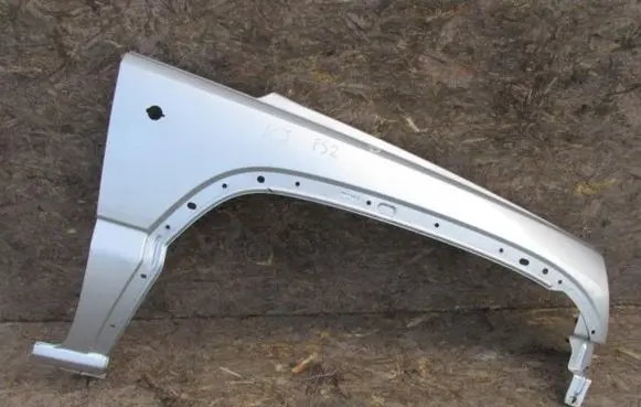 Jeep Cherokee III KJ Fender