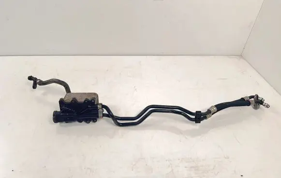 BMW 5 E60 E61 Engine oil radiator 7803830