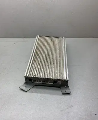Chrysler Pacifica Sound amplifier 05094001AC