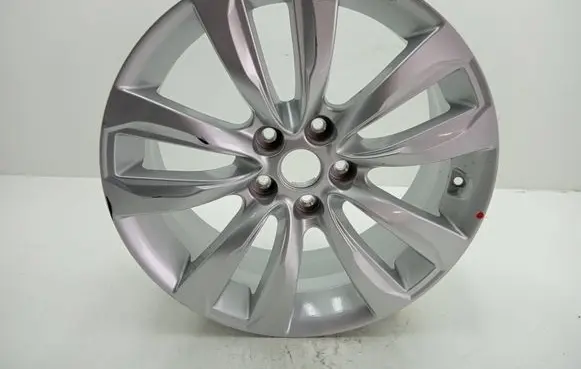KIA Sorento R18 alloy rim 529101U385