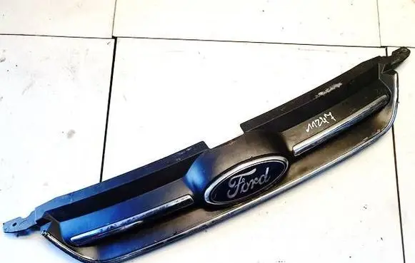 Ford C-MAX II Front grill AM51R8200C