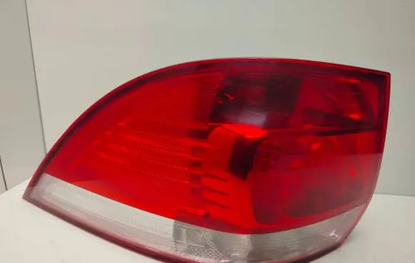Volkswagen Golf V Rear/tail lights 2005R