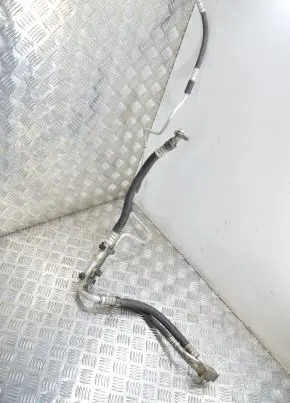 Opel Zafira B Air conditioning (A/C) pipe/hose 15422893
