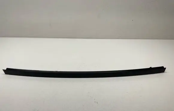 BMW X3 F25 Rear door windshield rail 7205753 51357205753