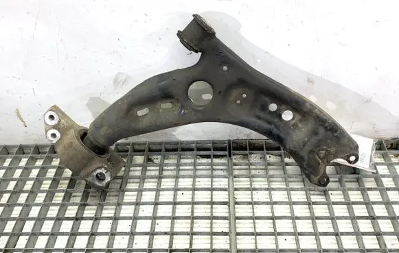 Volkswagen PASSAT B7 Front control arm