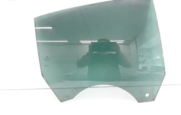 Volkswagen PASSAT CC Rear door window glass 3C8845206A 43R005274