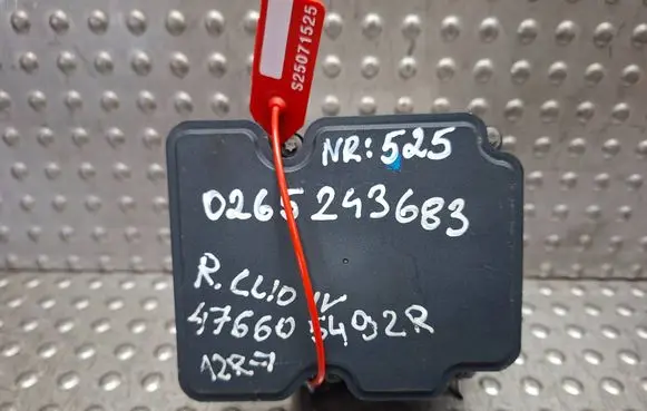 Renault Clio IV ABS Pump S25071525 476605492R 0265243683