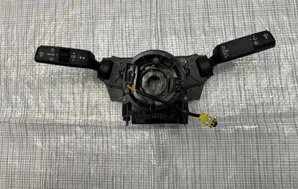 Fiat Panda III Headlight wiper switch 98631950ZD