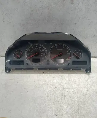 Volvo XC90 Speedometer (instrument cluster) 30682286