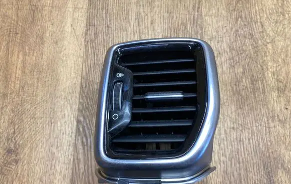 Dashboard side air vent grill/cover trim